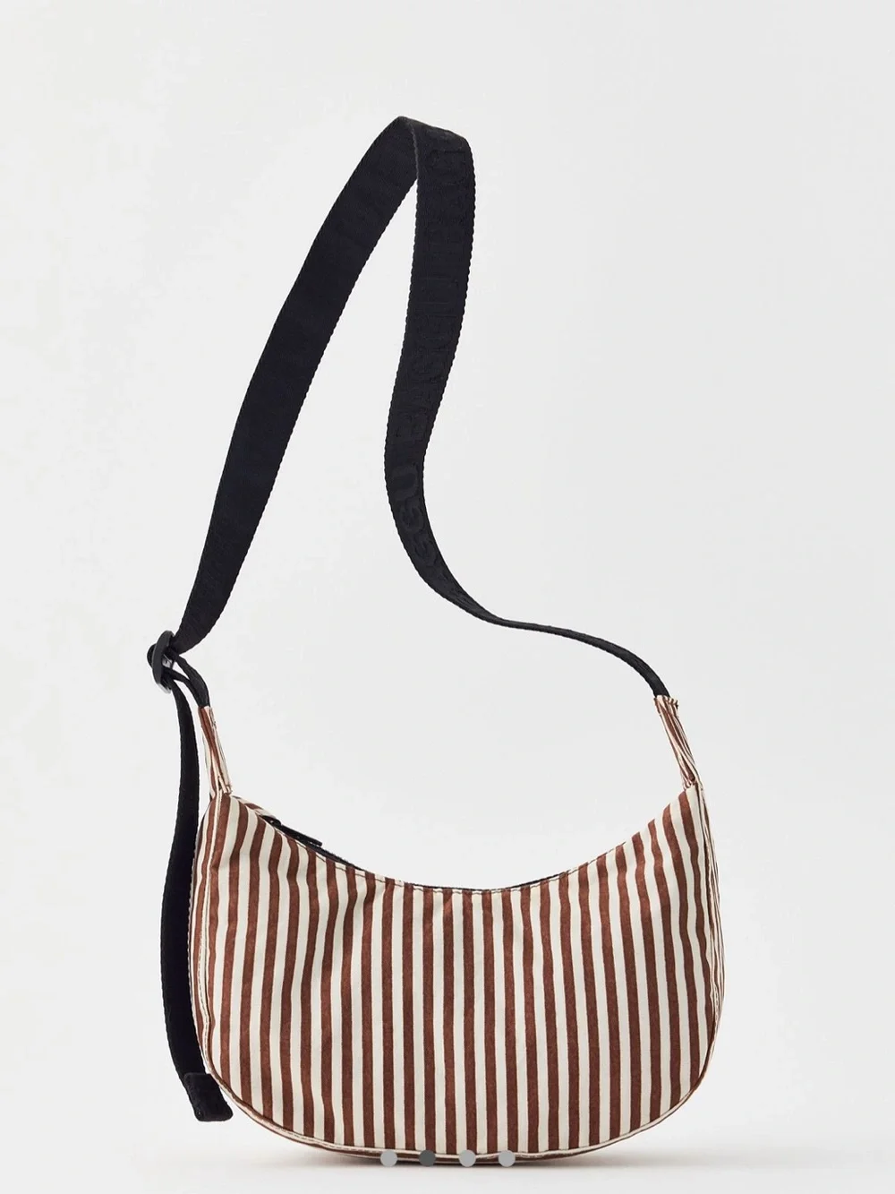 BAGGU Small Nylon Crescent Bag Brown Stripe - Picture 4 of 9
